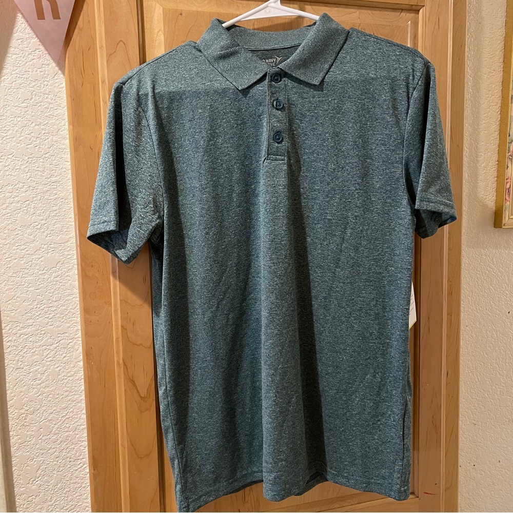 Old Navy Active Core NWT Size Small Boys Green